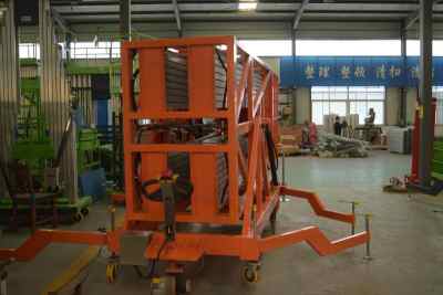 哈密高空作業(yè)升降梯登車橋 專業(yè)品質(zhì)，安全至上